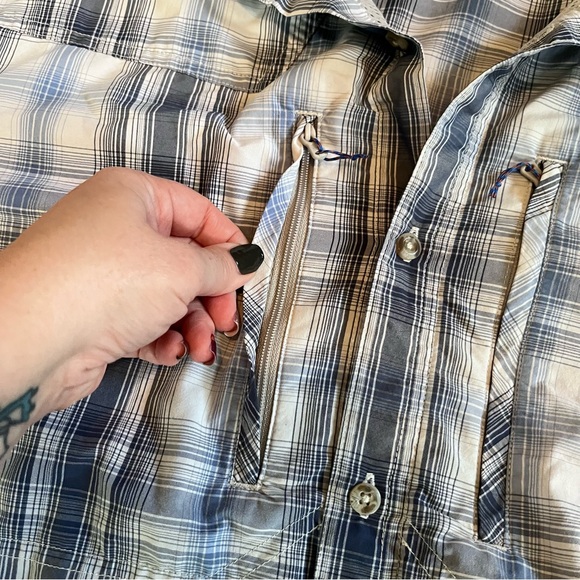 Men's Patagonia Sun stretch blue plaid shirt - Picture 3 of 13